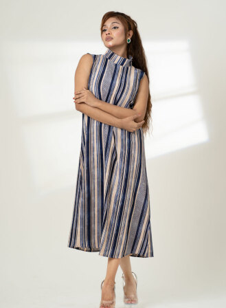 SAPHELLA HALTER FLOWY MAXI DRESS