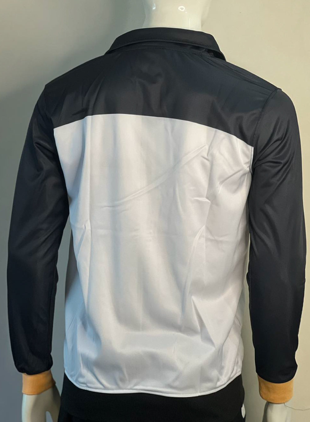 746 - Re: Zero - Subaru Tracksuit