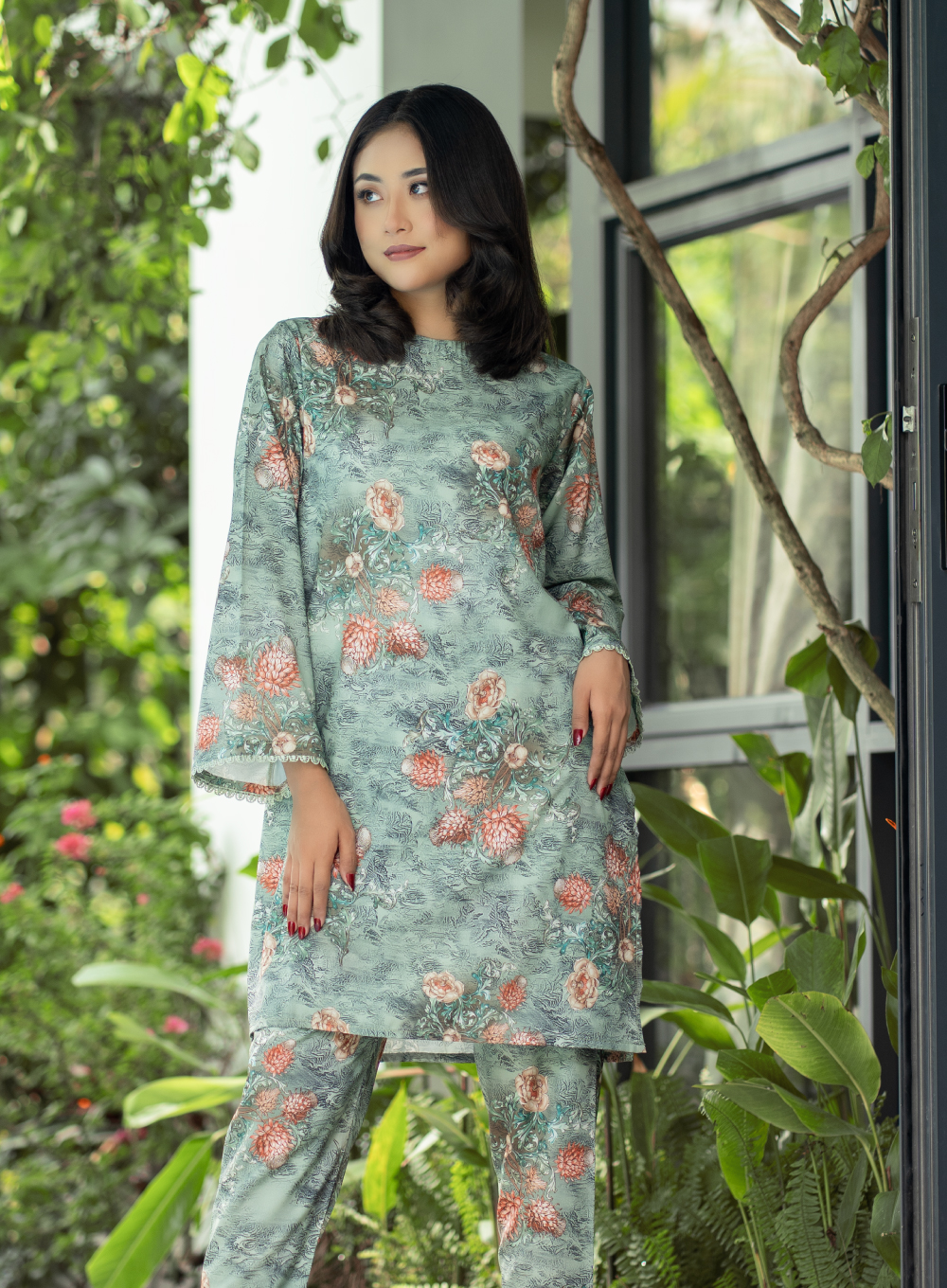 1647 - Botanic Charm Two-Piece