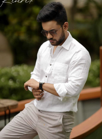 1703 - White Shirt