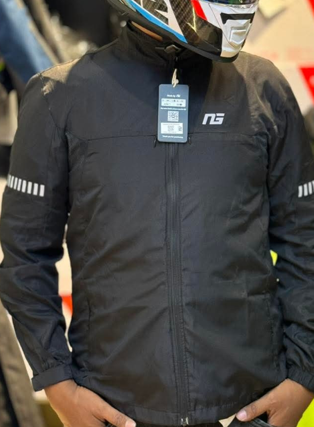 1730 - NG Windbreaker Black