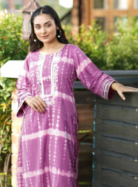 1998 - Ladies Kurti Style No: LES 1807A
