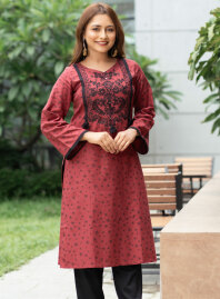 2006 - Ladies Kurti Style No: LES 1812A