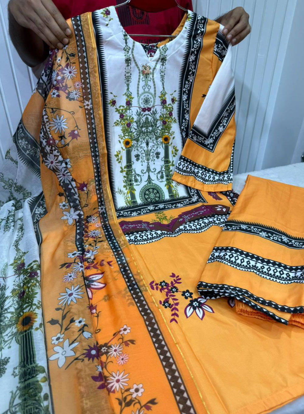 2036 - Digital Printed 3Piece Set - Light Orange