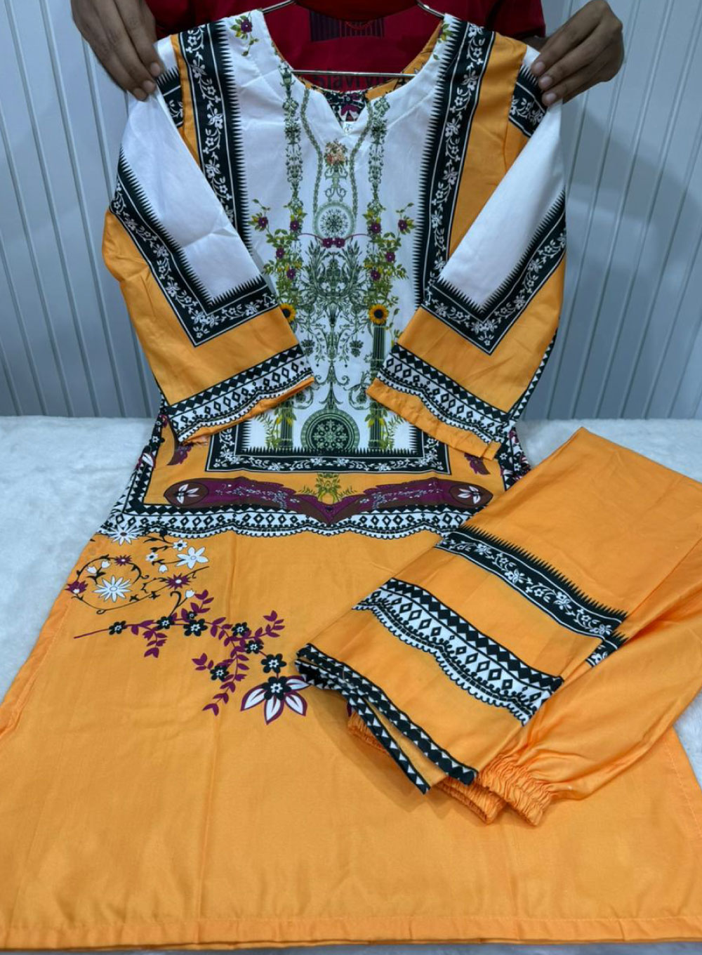 2036 - Digital Printed 3Piece Set - Light Orange