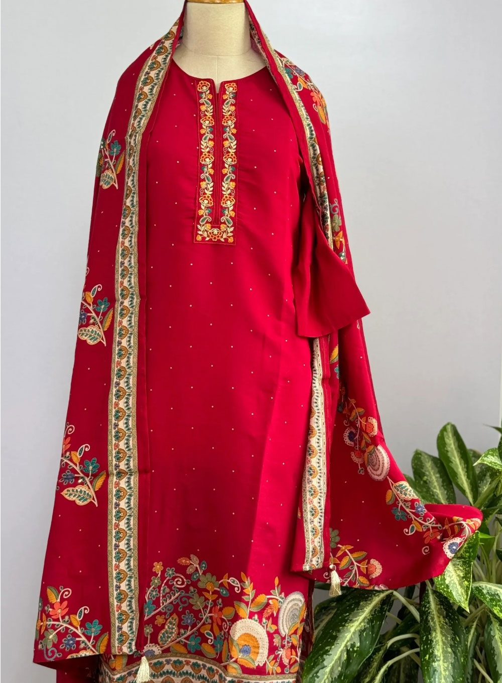 2153 - Nazrah Salwar Kameez (Maroon)