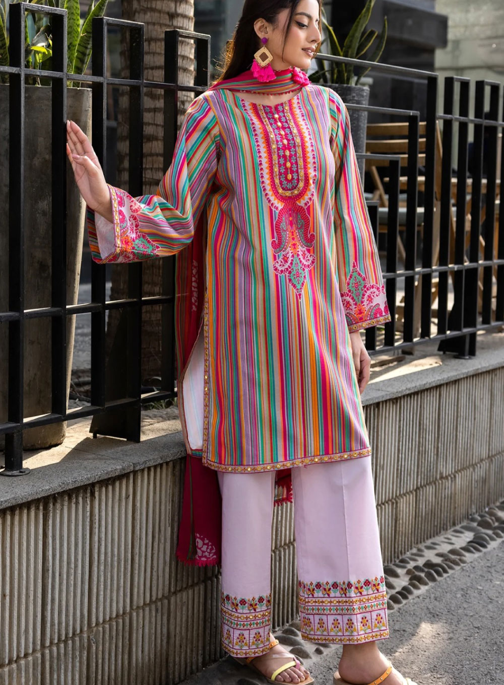 2157 - TailorZone Salwar Kameez (Multi)
