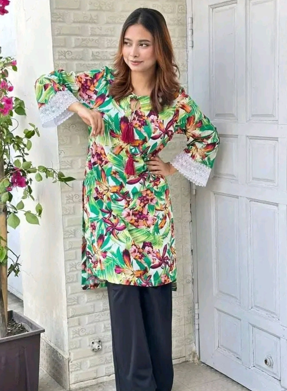 2230 - Celebrella Trendy Chic Kurti