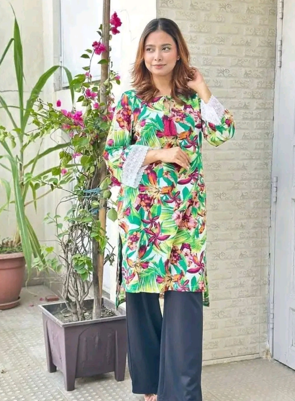 2230 - Celebrella Trendy Chic Kurti