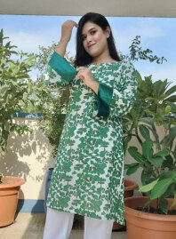 2239 - Celebrella Multi Kurti Green & White
