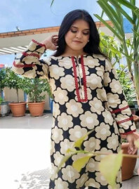2245 - Celebrealla Kurti Black&White