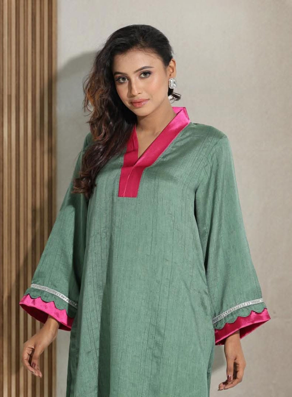 2270 - Celebrella Chic Vogue Kurti