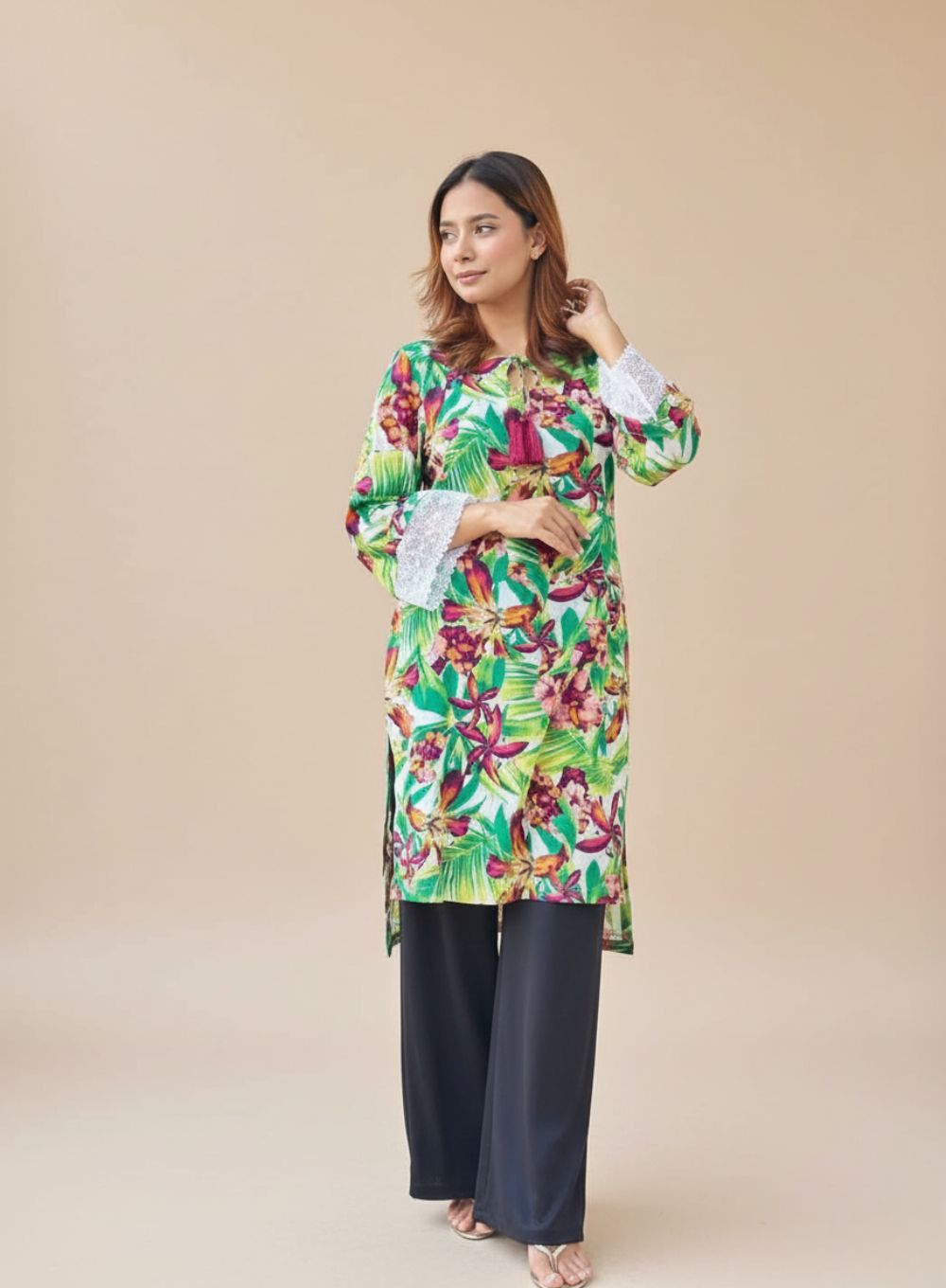 2230 - Celebrella Trendy Chic Kurti