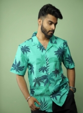 2305 - Tommy Vercetti Vice City – Hawaiian Shirt