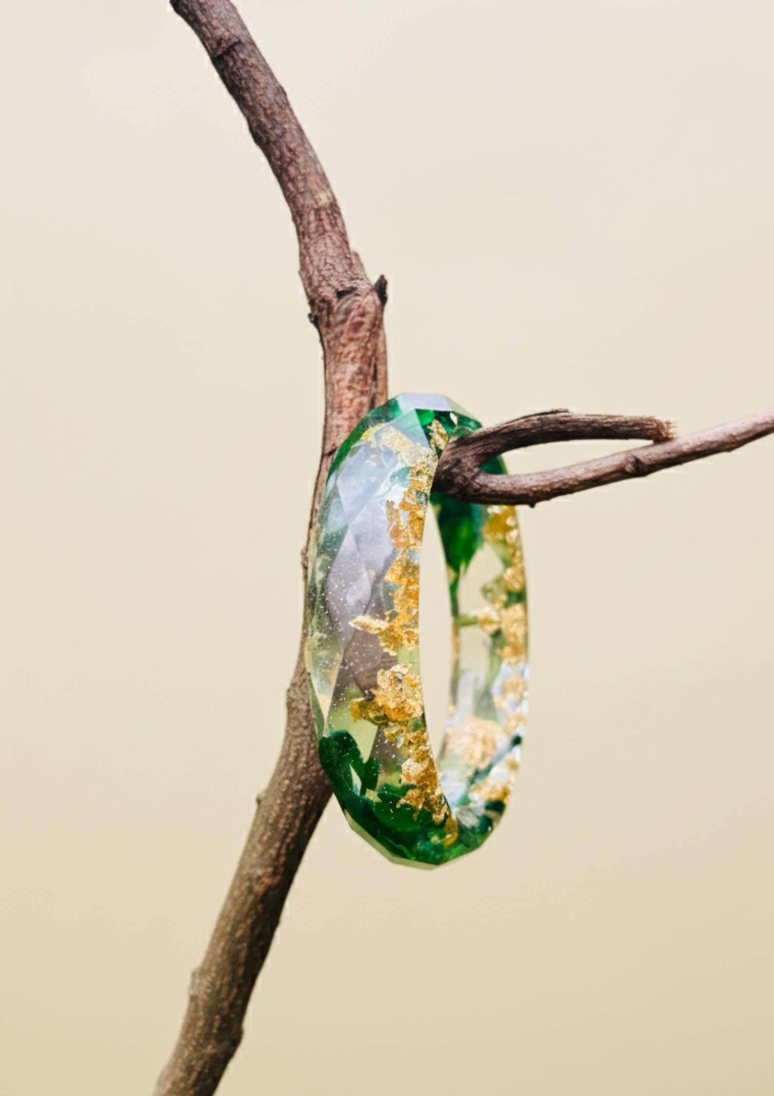 2402 - Handmade Resin Churi