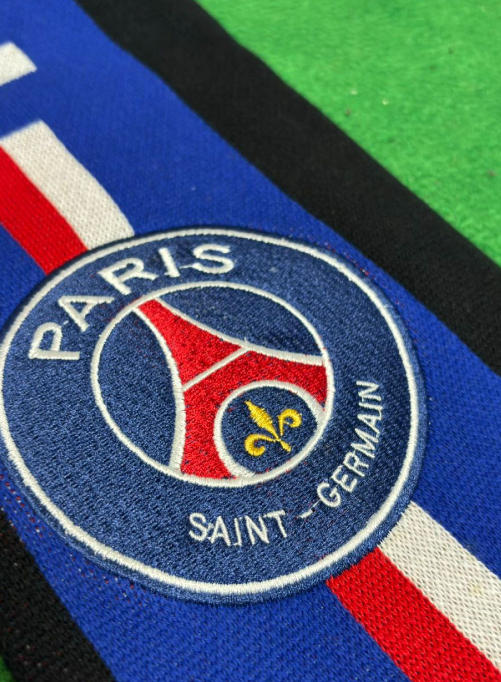 2478 - PSG Premium Supporters Scarf Mufflers
